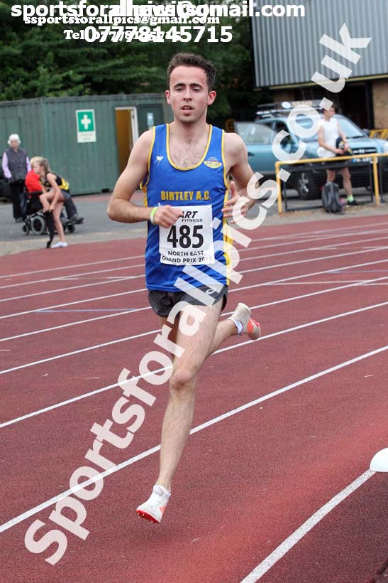 Graded 3000 metres, North East Grand Prix, Monkton, Jarrow. Photo: David T. Hewitson/Sports for All Pics